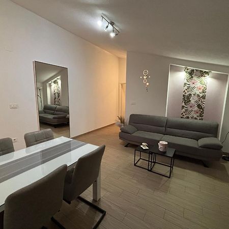 Apartman Sunny Vacay Kaštela Extérieur photo